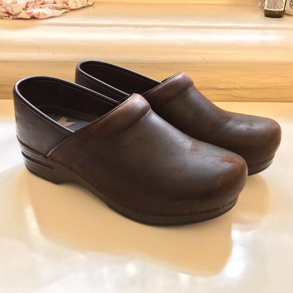 dansko size 8.5